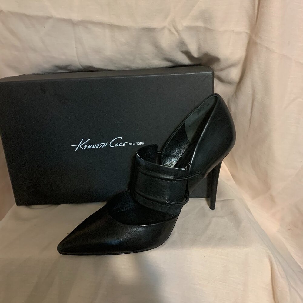 Size 8.5M skinny heel stiletto, Genuine leather top and sole  by Kenneth Cole Ne
